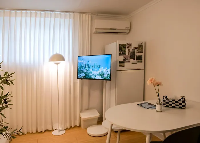 아파트 Petite Maison 홍대입구, 신촌 Hongdae *